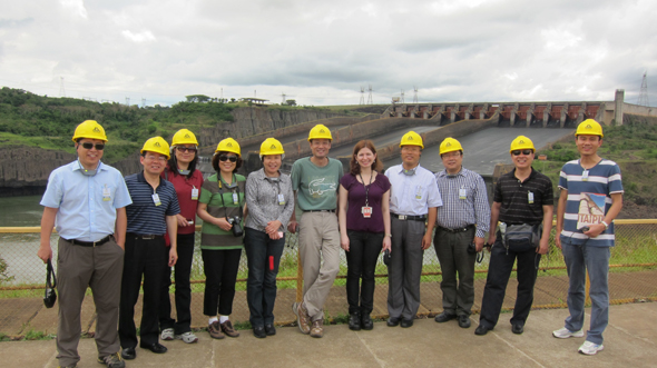 伊泰普水電站技術參觀考察